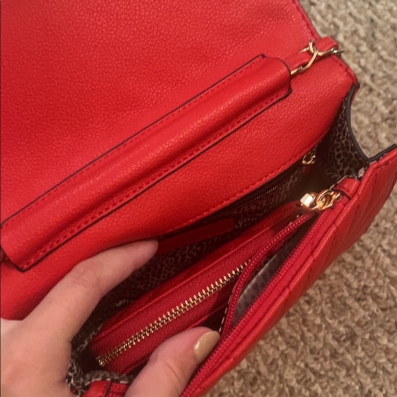 Purse - Picture 2 of 5